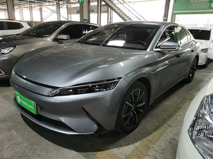 Фото 2 - BYD Han