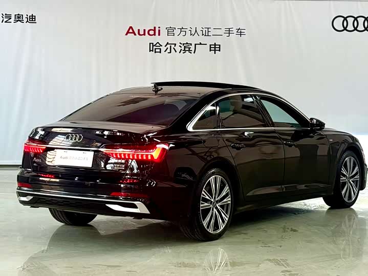 Фото 6 - Audi A6L