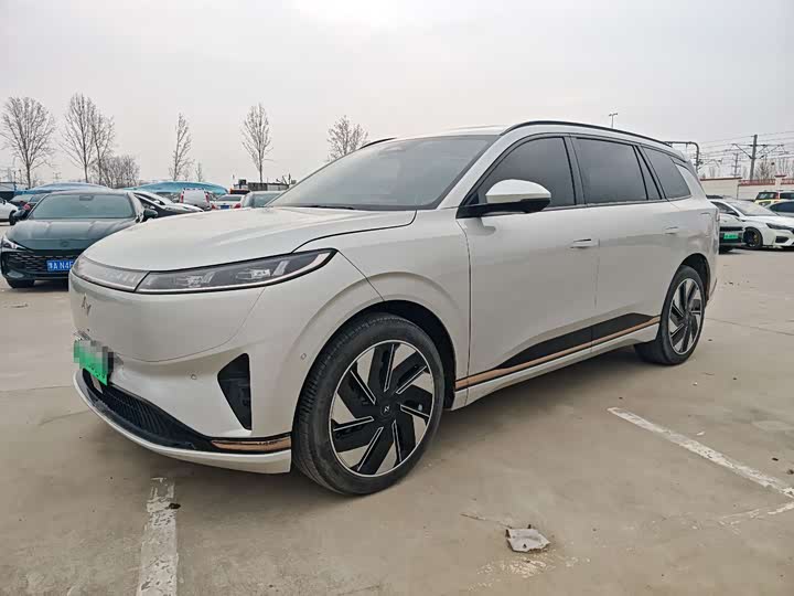 Фото 1 - Dongfeng Yipai eπ 008