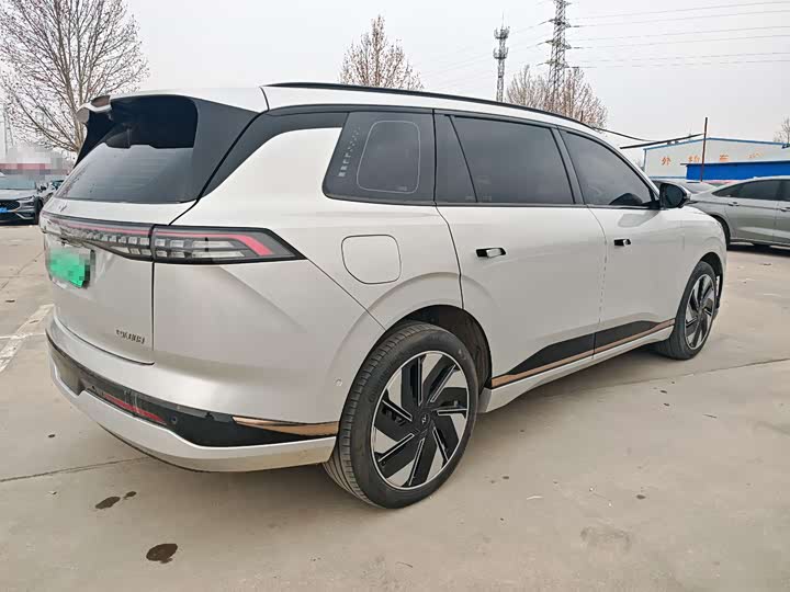 Фото 4 - Dongfeng Yipai eπ 008