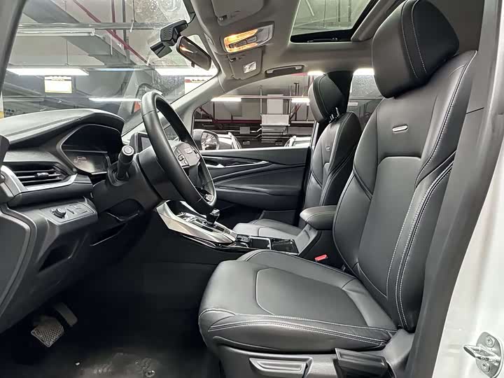 Фото 5 - Maxus Euniq 5