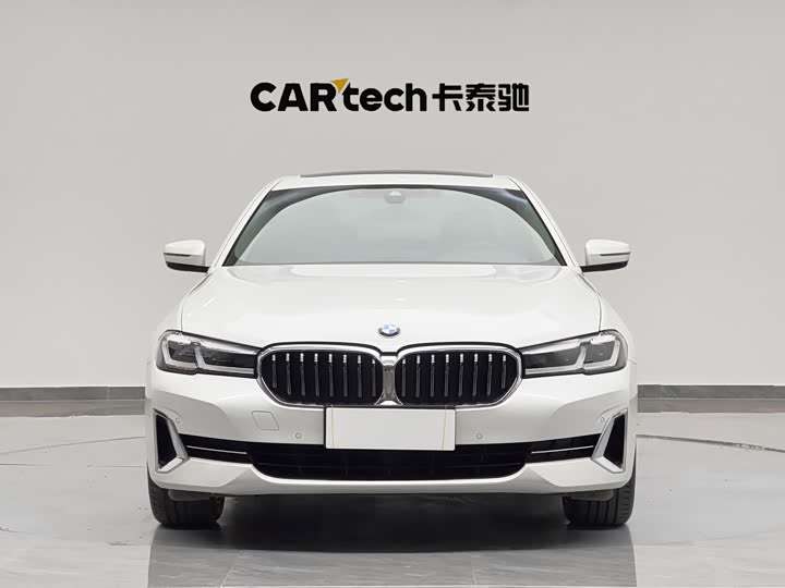 Фото 2 - BMW 5 Series