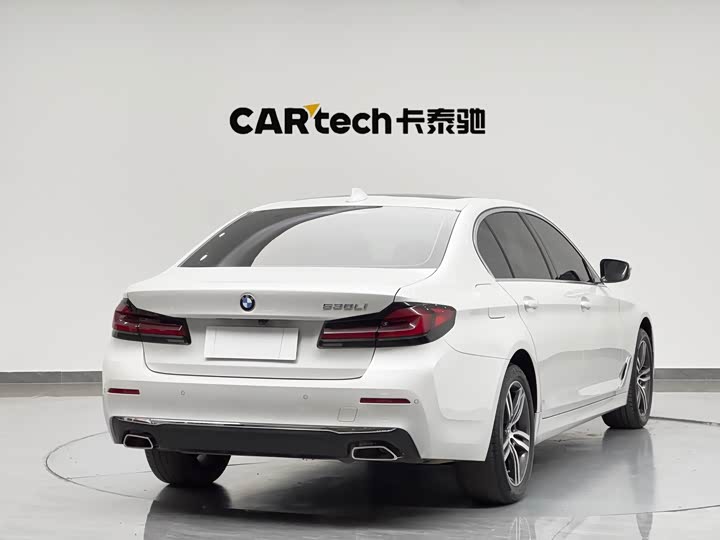 Фото 8 - BMW 5 Series