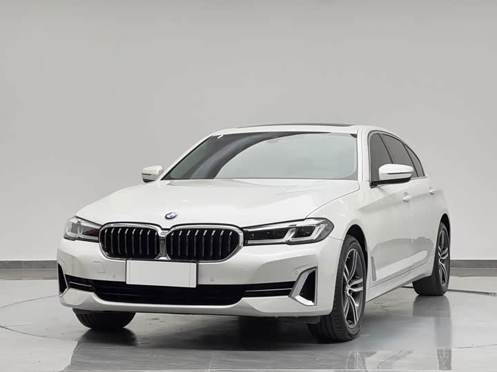 Фото 9 - BMW 5 Series