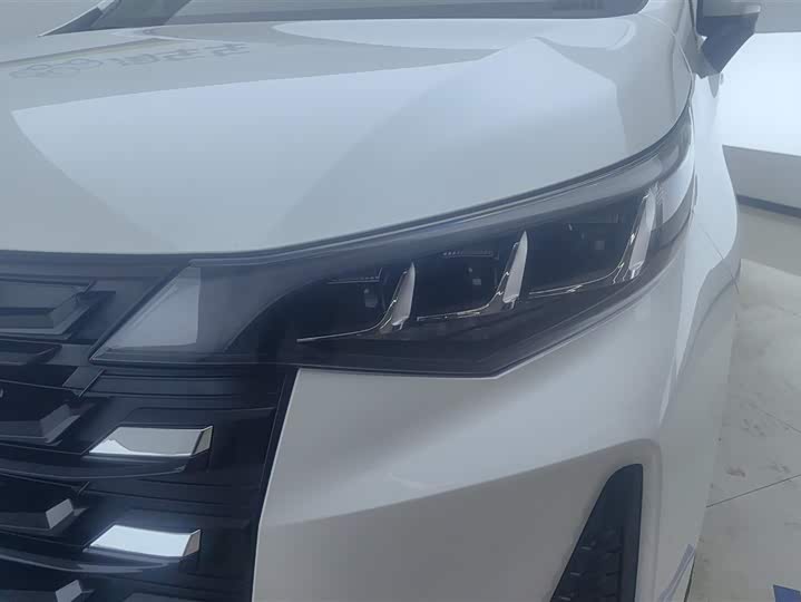 Фото 5 - GAC Trumpchi M6