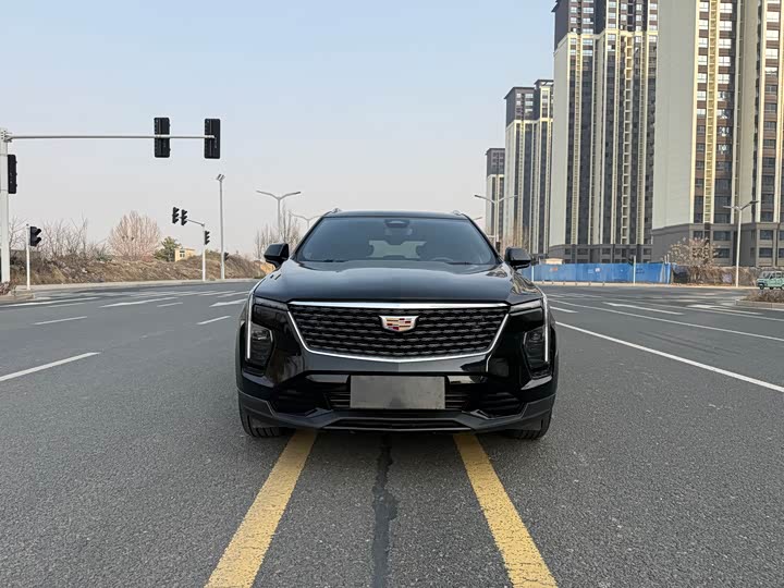 Фото 2 - Cadillac XT4