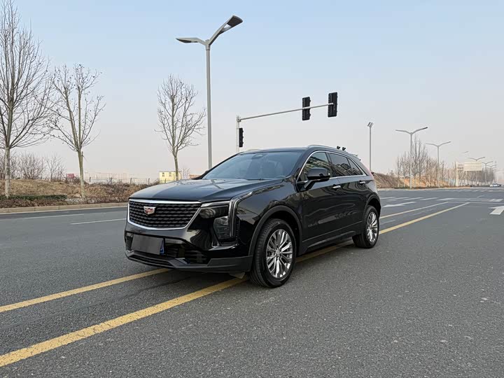 Фото 3 - Cadillac XT4