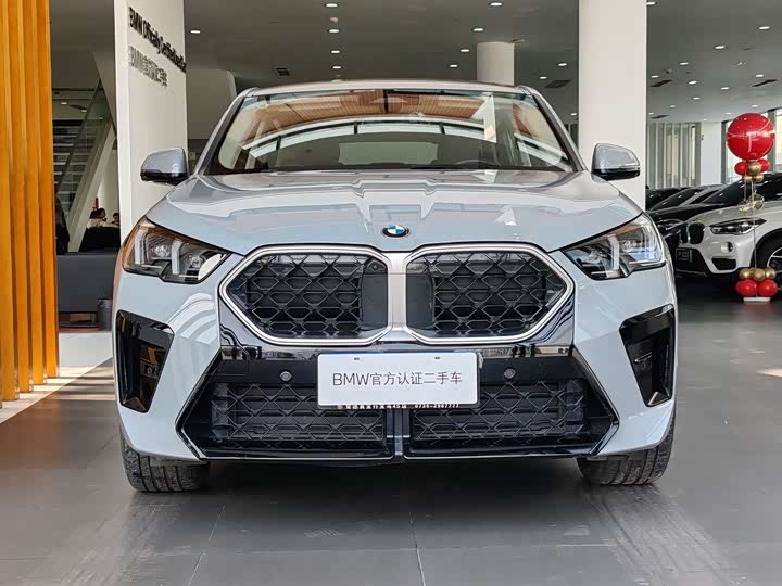 Фото 2 - BMW X2
