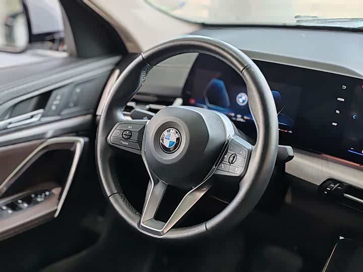 Фото 9 - BMW X2