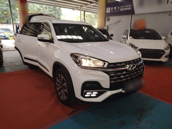 Фото 4 - Chery Tiggo 8