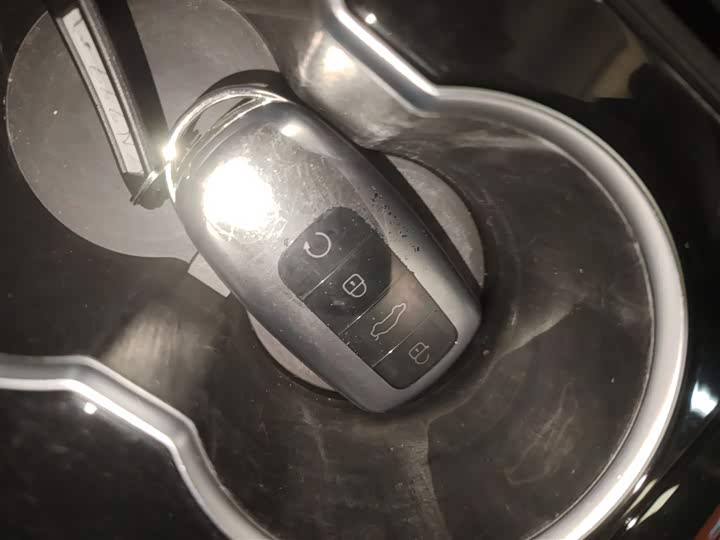 Фото 9 - Chery Tiggo 8