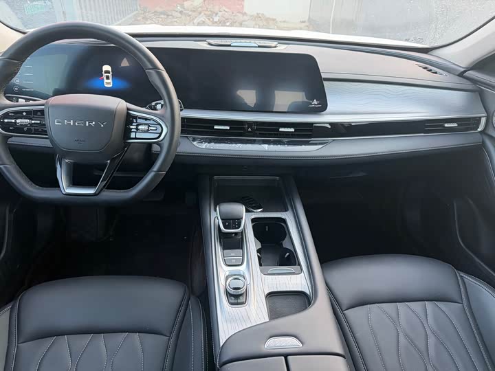 Фото 9 - Chery Arrizo 8