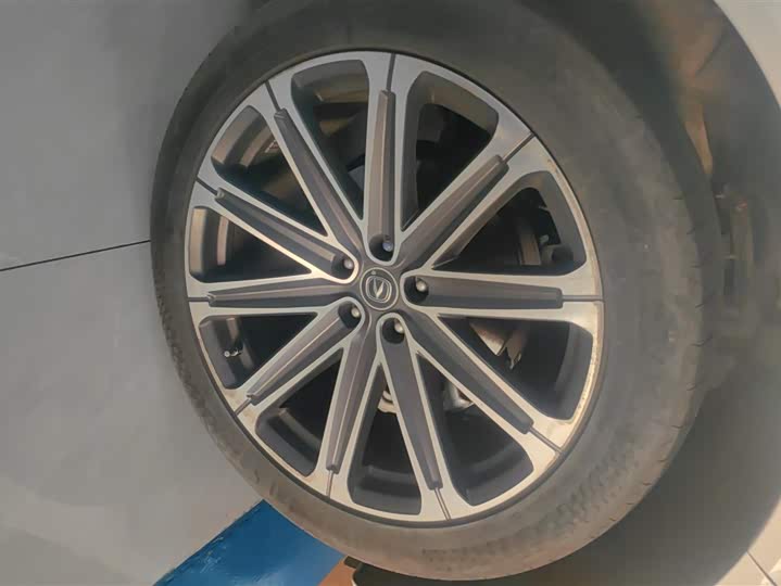 Фото 6 - Changan UNI-K