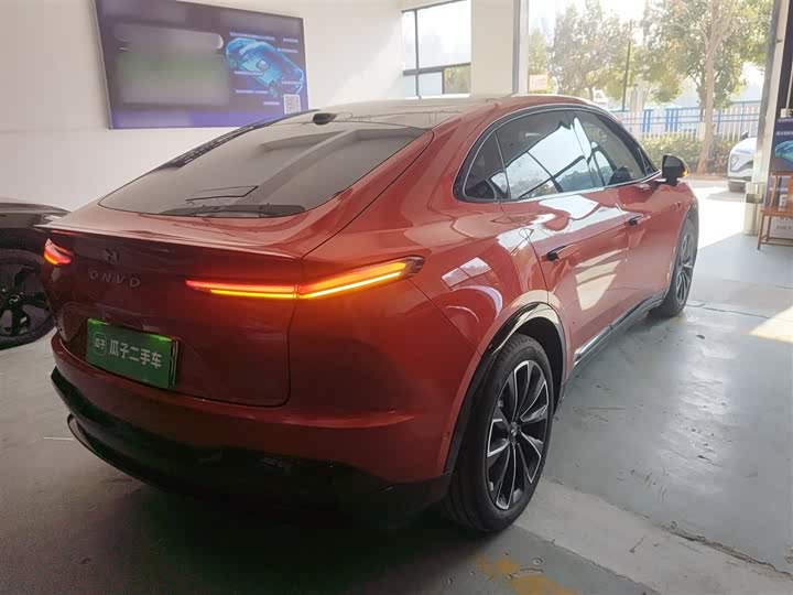 Фото 7 - Nio Onvo L60