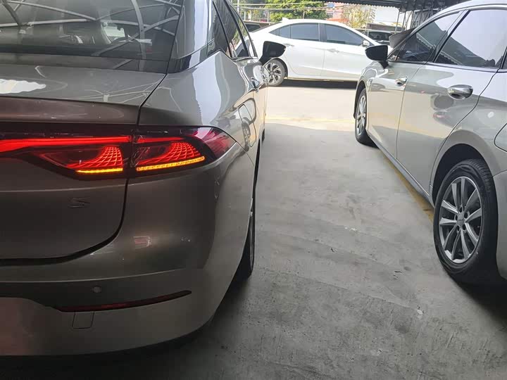 Фото 8 - GAC Aion S