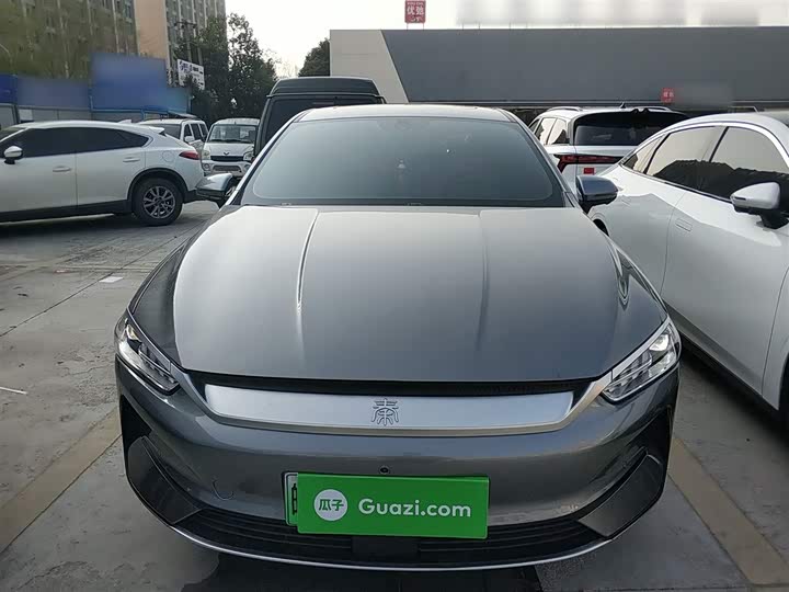 Фото 3 - BYD Qin Plus