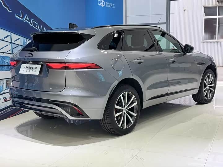 Фото 5 - Jaguar F-Pace