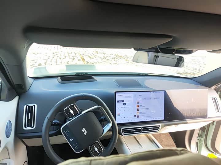 Фото 7 - LiXiang L6