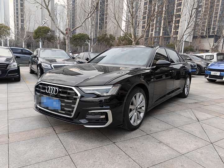 Фото 1 - Audi A6L