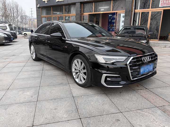 Фото 2 - Audi A6L