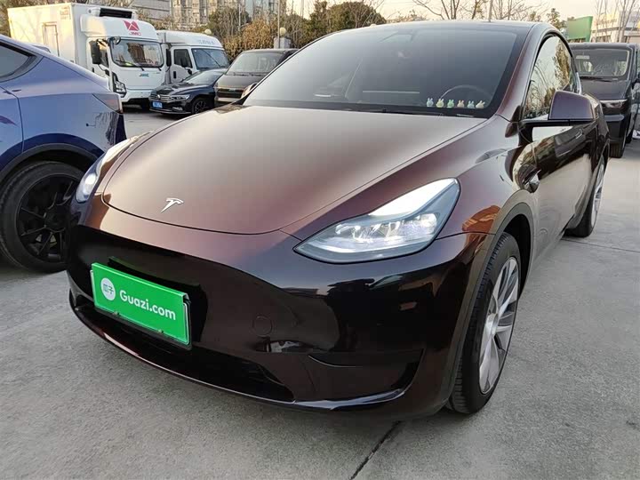 Фото 2 - Tesla Model Y