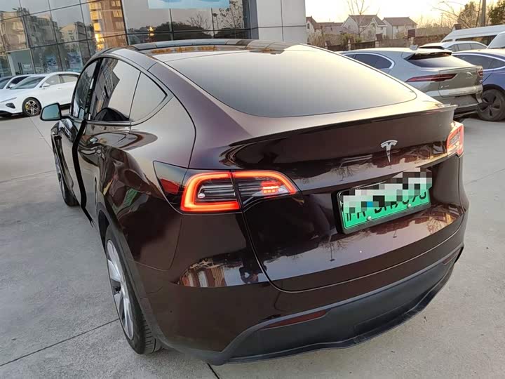 Фото 5 - Tesla Model Y
