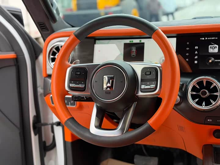 Фото 7 - Tank 300