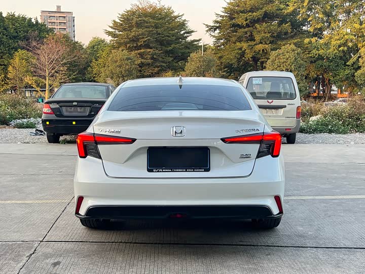Фото 8 - Honda Integra