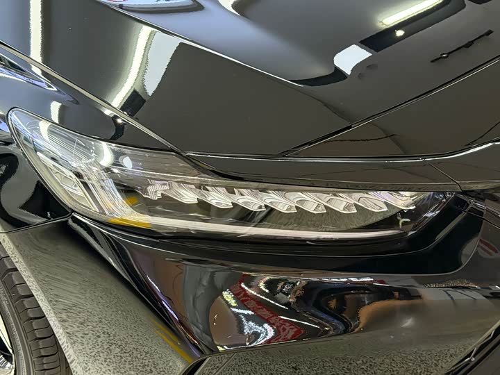 Фото 4 - Honda Inspire