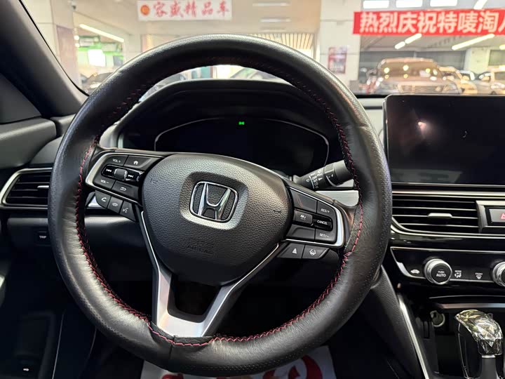 Фото 9 - Honda Inspire