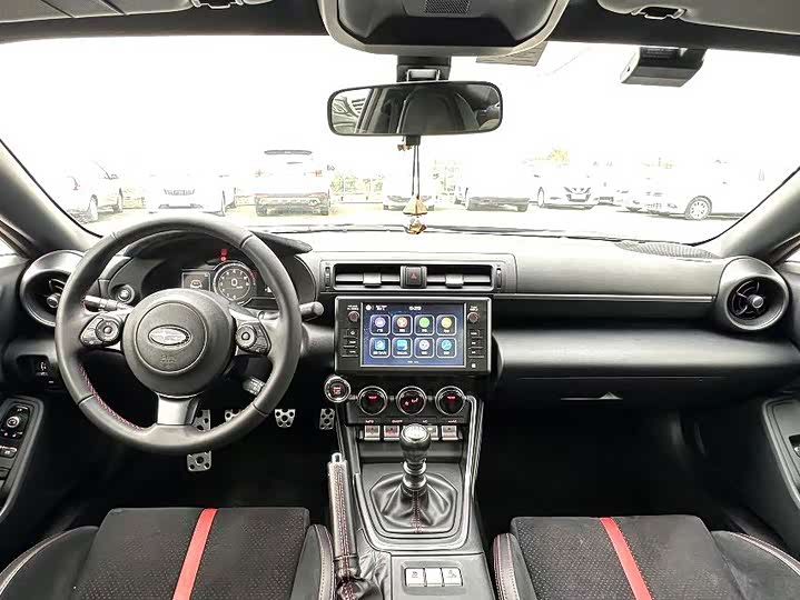 Фото 4 - Subaru BRZ