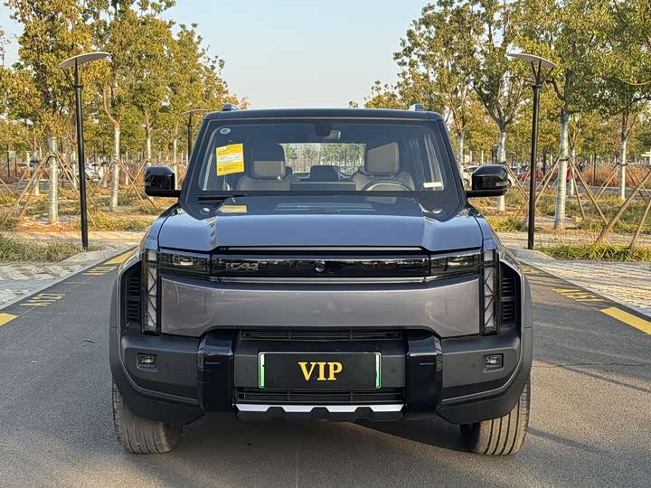 Фото 2 - Chery iCar 03T