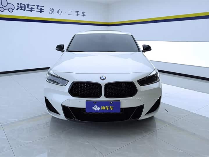 Фото 2 - BMW X2