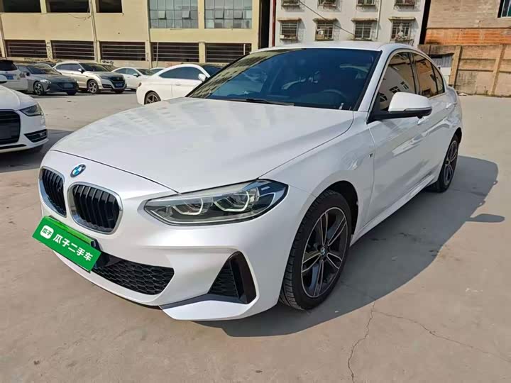 Фото 2 - BMW 1 Series