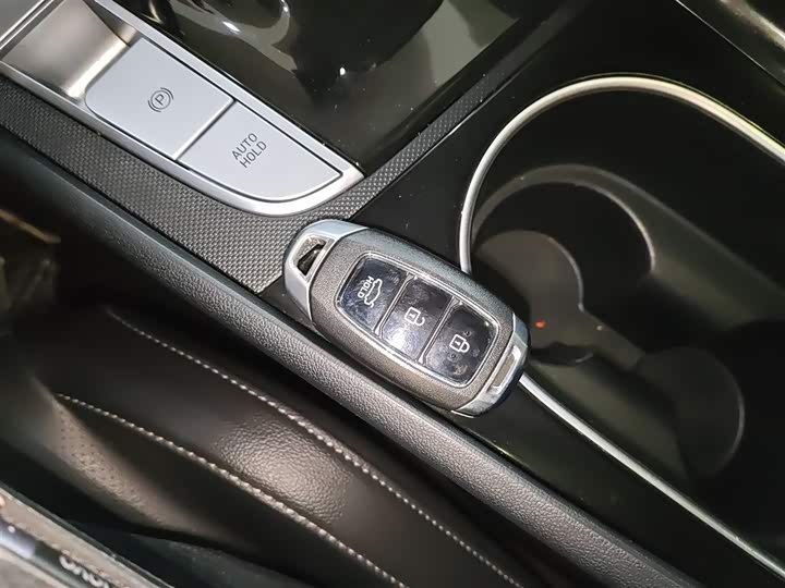 Фото 9 - Hyundai Elantra N line