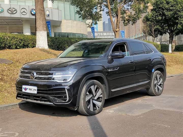 Фото 1 - Volkswagen Teramont Pro