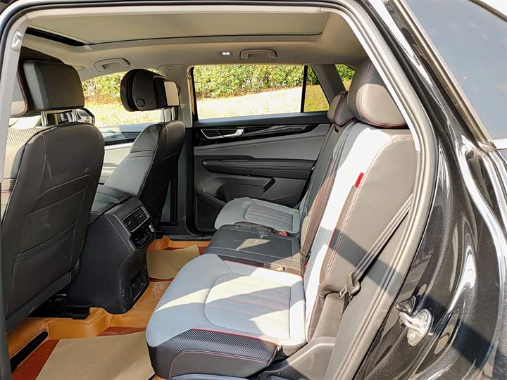 Фото 8 - Volkswagen Teramont Pro