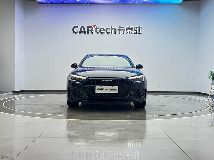 Фото 2 - Audi A4L