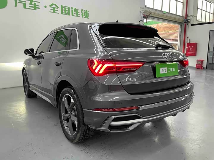 Фото 6 - Audi Q3