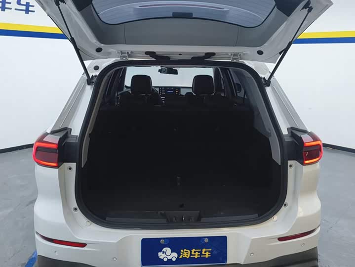 Фото 4 - Chery Tiggo 8