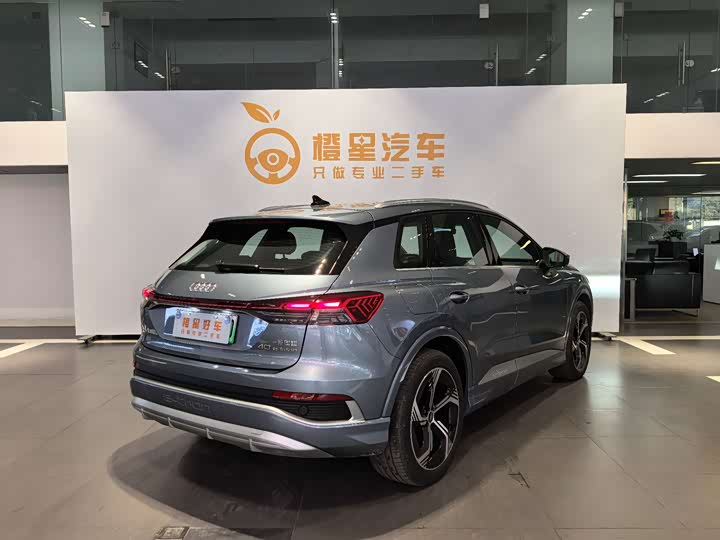 Фото 7 - Audi Q4 e-tron