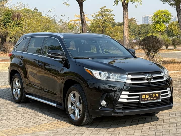 Фото 3 - Toyota Highlander