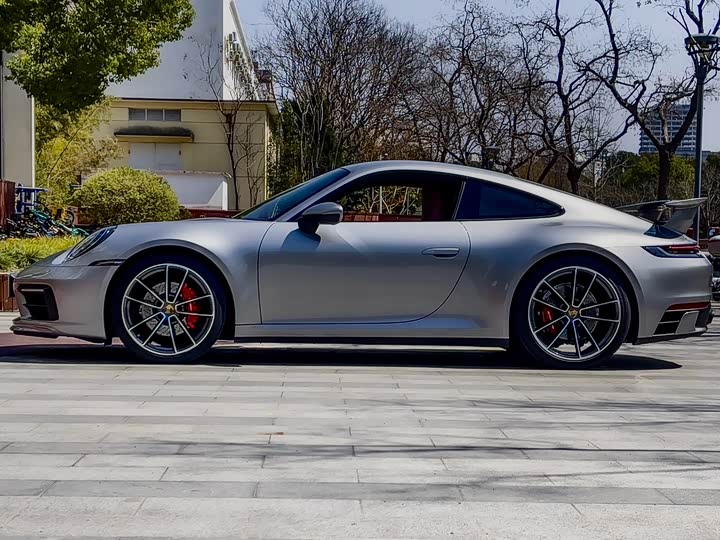 Фото 3 - Porsche 911