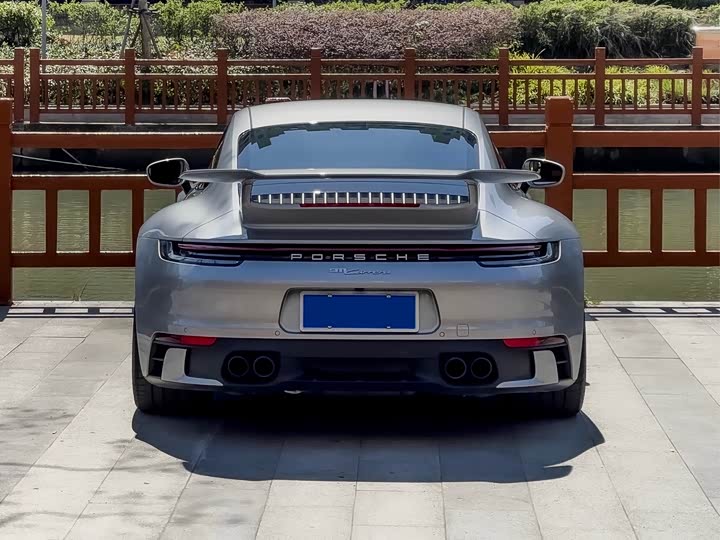 Фото 6 - Porsche 911