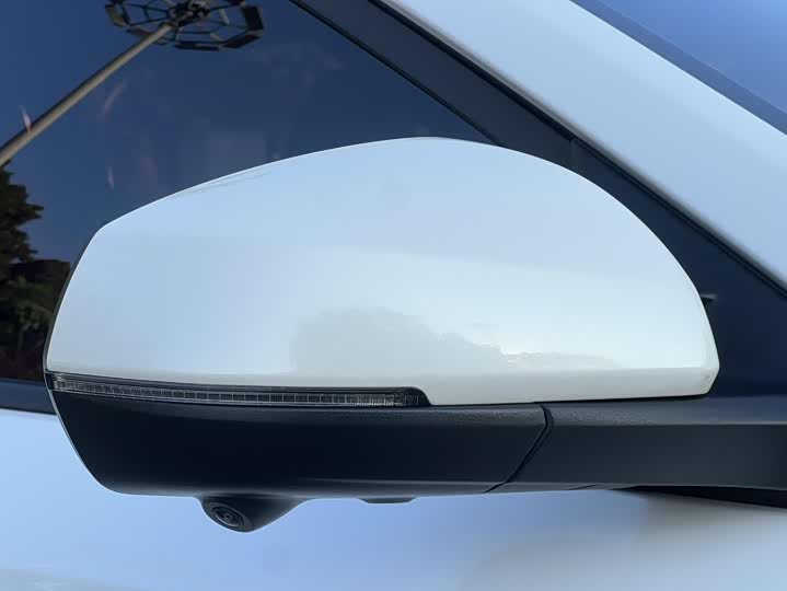 Фото 5 - Changan X5 Plus