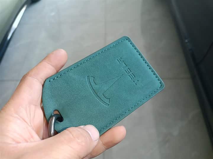 Фото 9 - Tesla Model 3