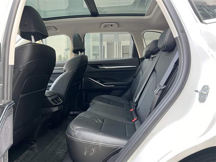 Фото 8 - Haval H6