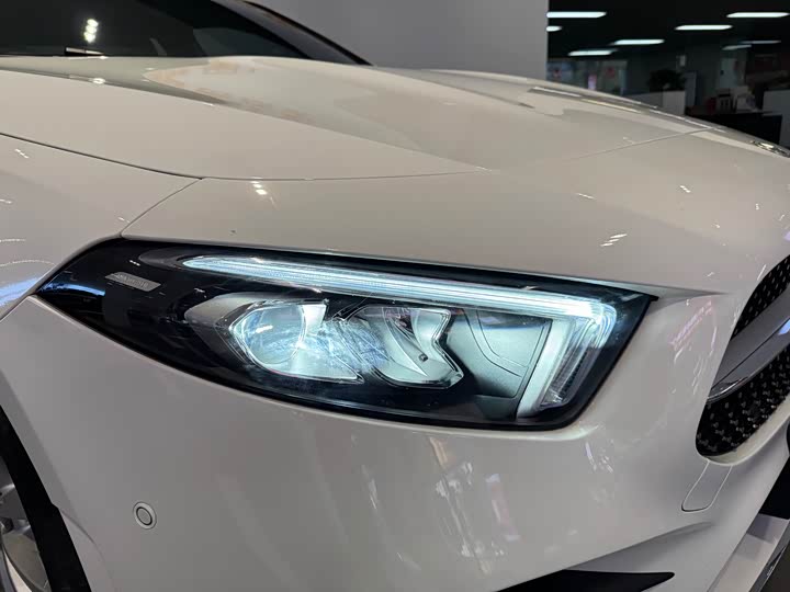 Фото 4 - Mercedes-Benz A-Class