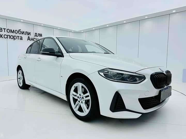 Фото 3 - BMW 1 Series
