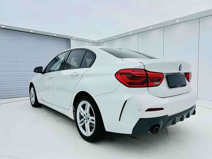 Фото 6 - BMW 1 Series